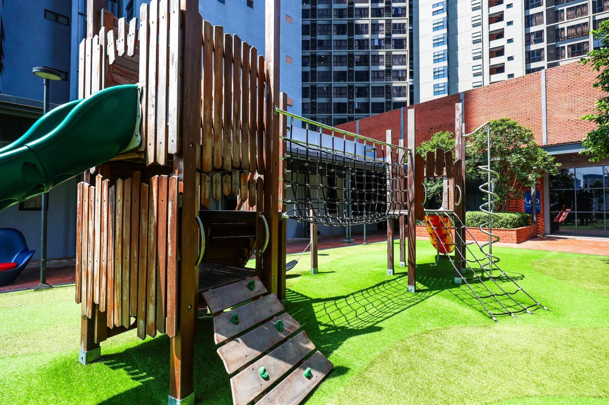 Апартаменти Millerz Square By Mykey Куала-Лумпур Екстер'єр фото Playground at the Village